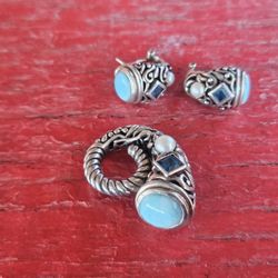 Pendent And Earing Set