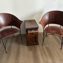 High Quality Leather Chairs with Storage Table