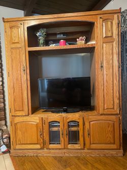 FREE Oak  Entertainment Center