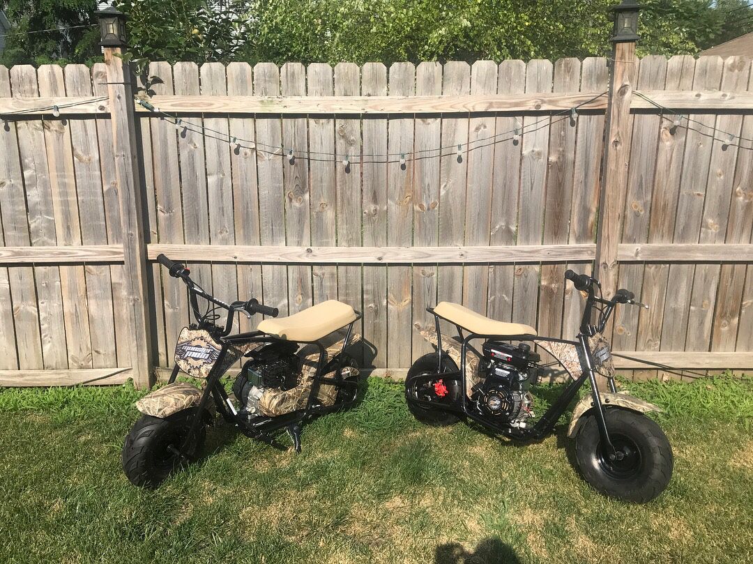 2 scooters for sale. Almost brand new! 1000 obo I’m willing to sell individuals!