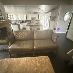 3 Piece Bernhardt Leather set