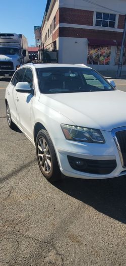 2010 Audi Q5 3.2 Quattro Premium Plus – 48K Miles – Clean NY Title – Donor / Parts Car