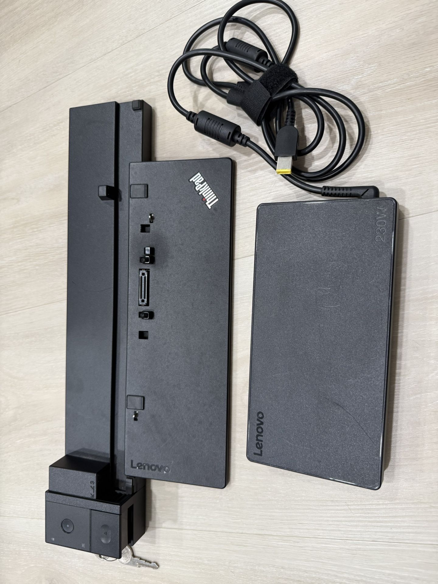 Lenovo Thinkpad Work Station Dock