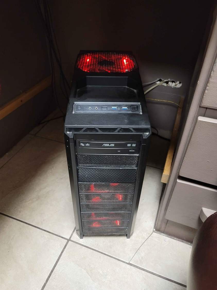 Custom gaming PC with monitor