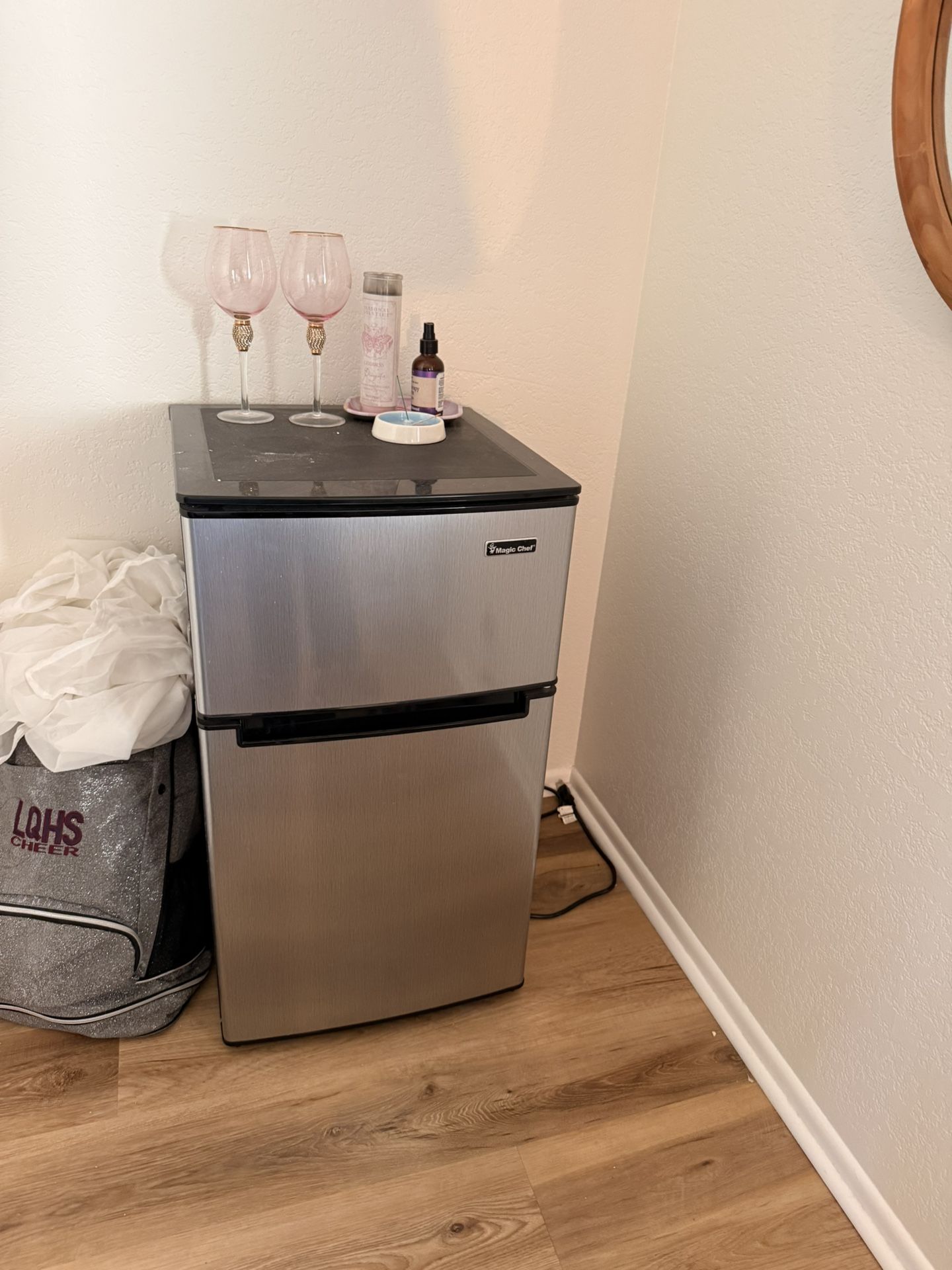 Magic Chef Mini Fridge