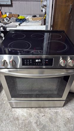 Range Frigidaire