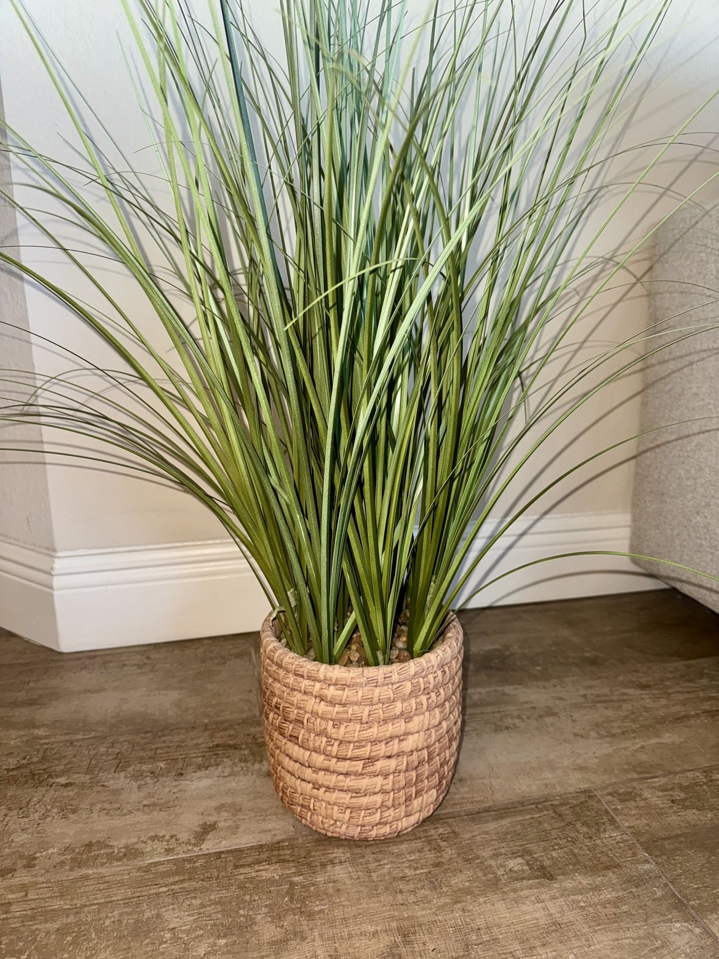 Faux Indoor Grass Plant 