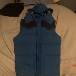 $139 Brand New Puffer Best With  Hood 
