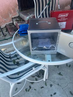 Coleman camp oven