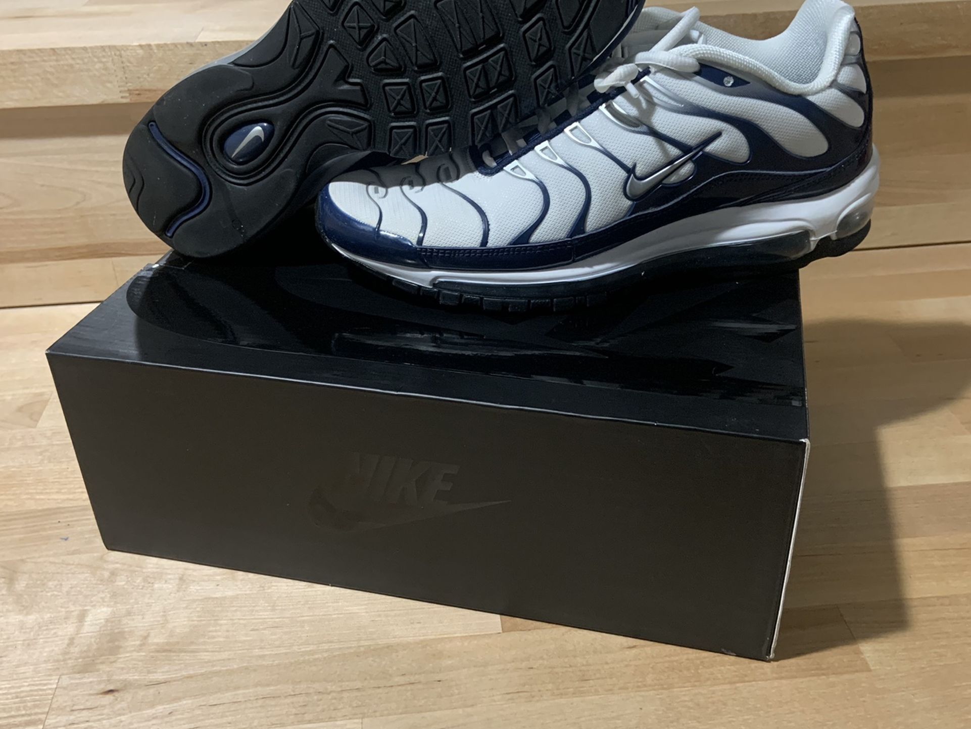 Nike Air Max 97 Plus Silver Shark White/Blue/Silver Size 9.5 Men’s