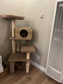 Cat tree