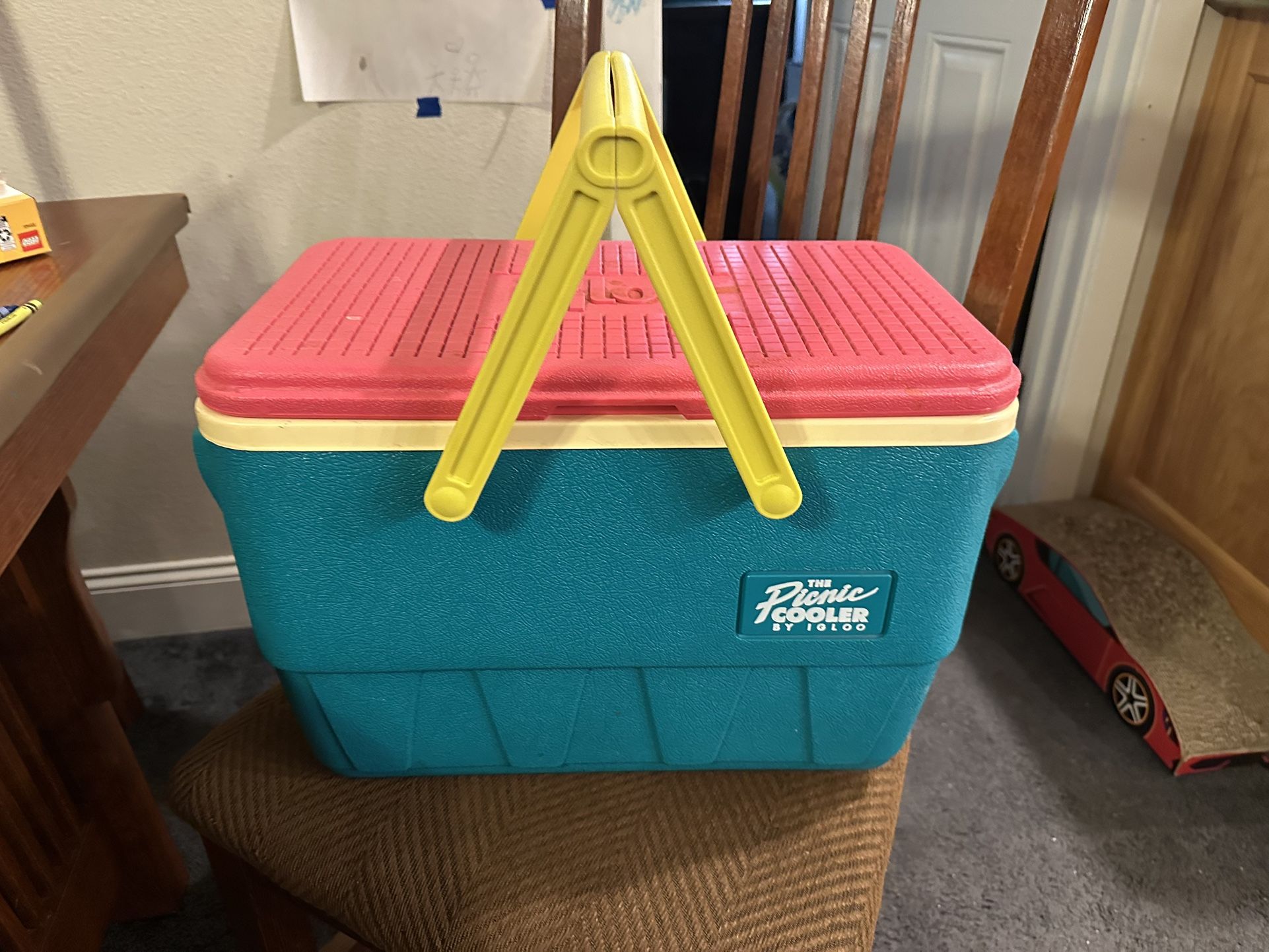 Igloo Retro Cooler
