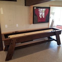  9ft Shuffleboard Table 