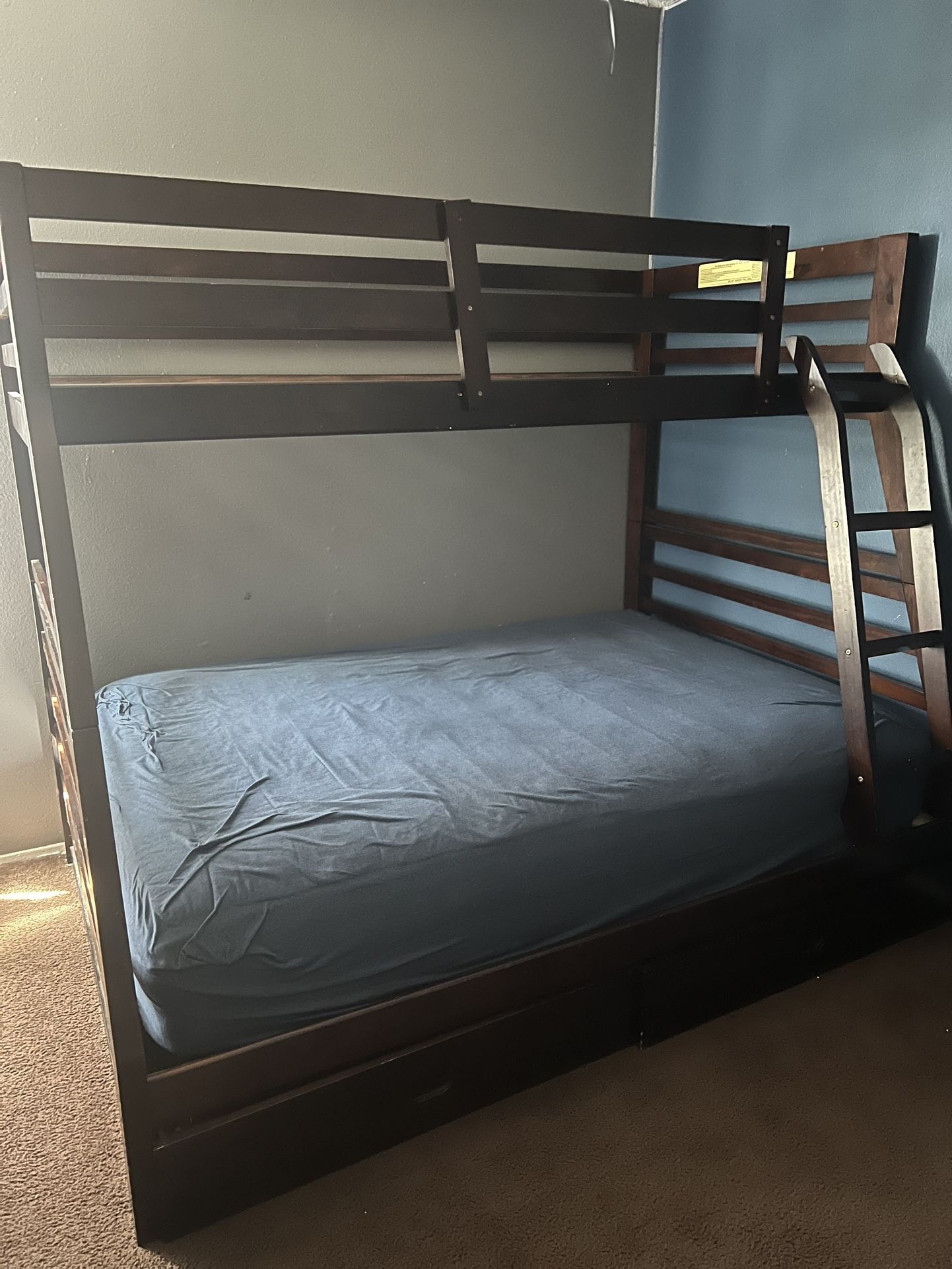 Twin Over Full Bunk bed. With 2 Storage Drawers