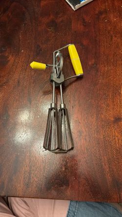 Vintage Egg Beater