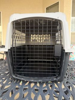 Plastic Portable Dog Kennel / Hard-Sided Travel Pet Carrier – 28”L x 22”H