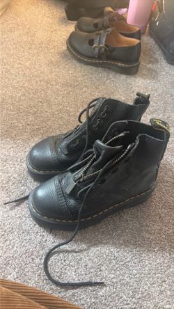 Doc Martin’s lace/zipper leather boots (size 6 women)