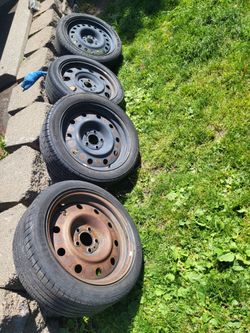 215/45R17 Tires 5x114.3 rims