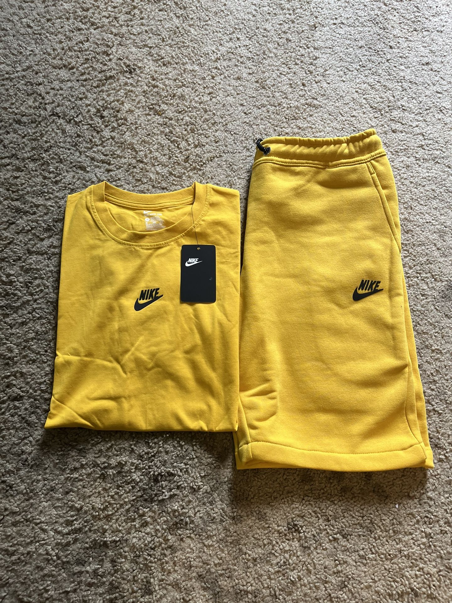 Nike Tech Unisex Short Set