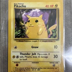 Pokemon Pikachu Base Set