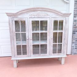 Beautiful Glass And Wood Cabinet 60 X 60 X 16.5 In Size 