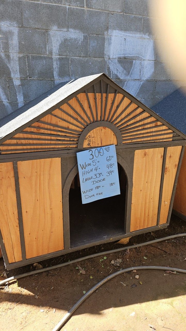 Large Dog House 