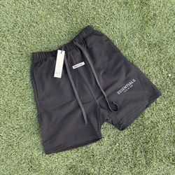 Essential Shorts
