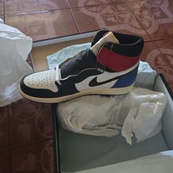 Jordans 1 unions x fragments  size 10.5