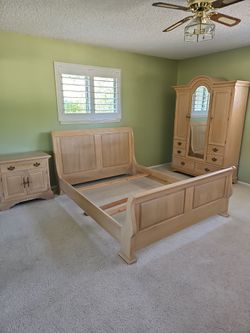 Thomasville bedroom set