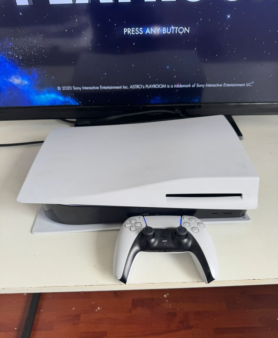 PS5 Disk 1Tb With Controller