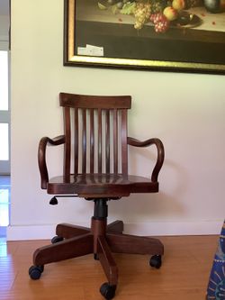 Vintage Wooden Swivel Office Chair with Adjustable Height $35 OBO