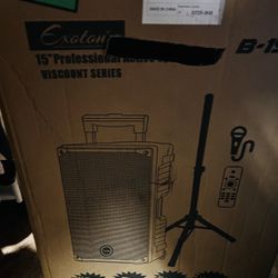 Brand New In Box 1200W 15” Speaker W/Amp