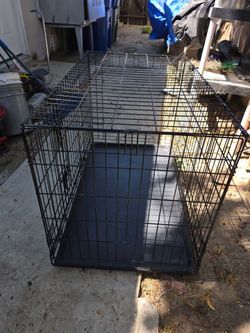 Dog CAGE FOR MEDIUM/SMALL DOGS