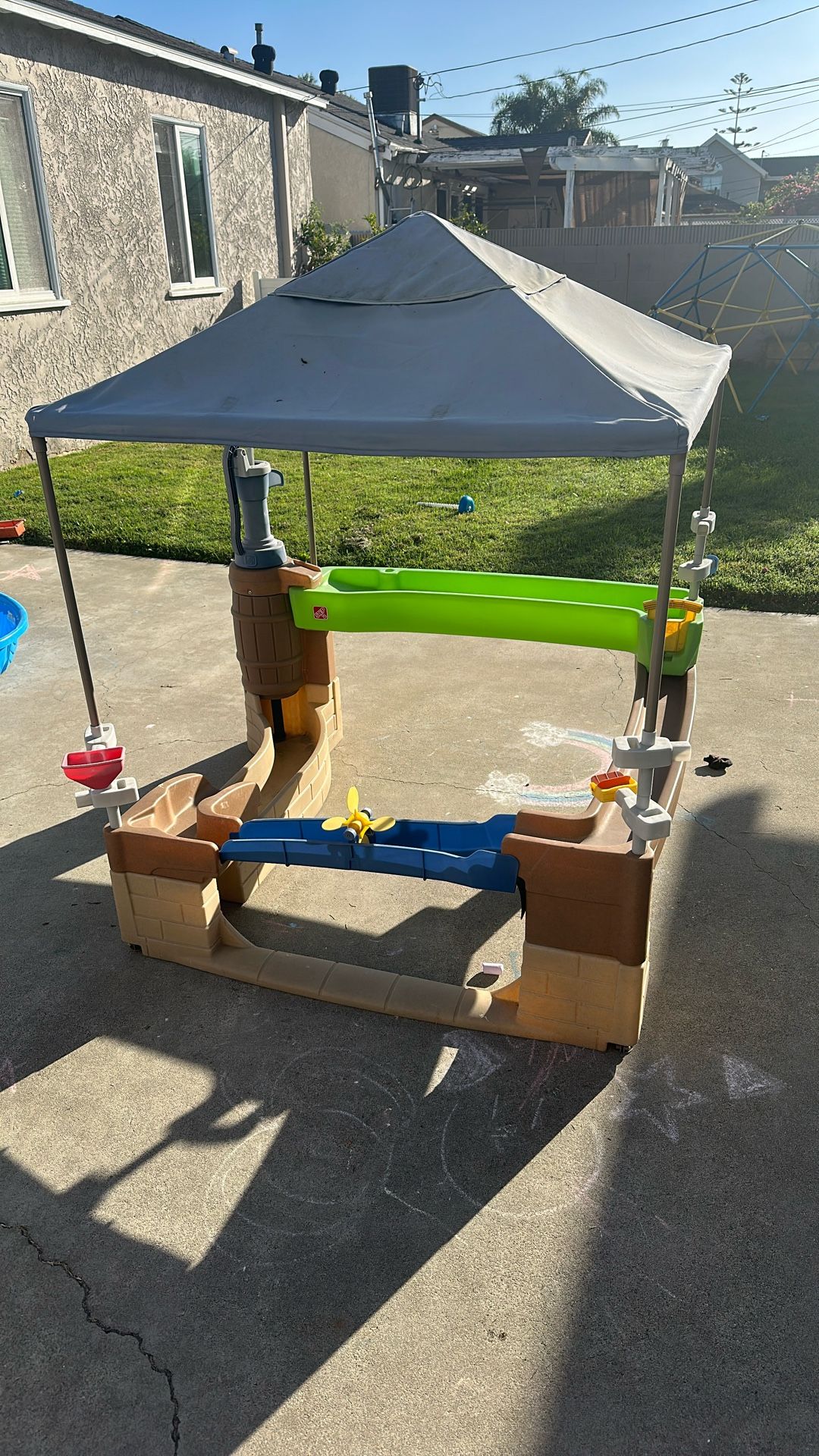 Water Play Table