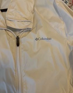 Columbia wind breaker women’s