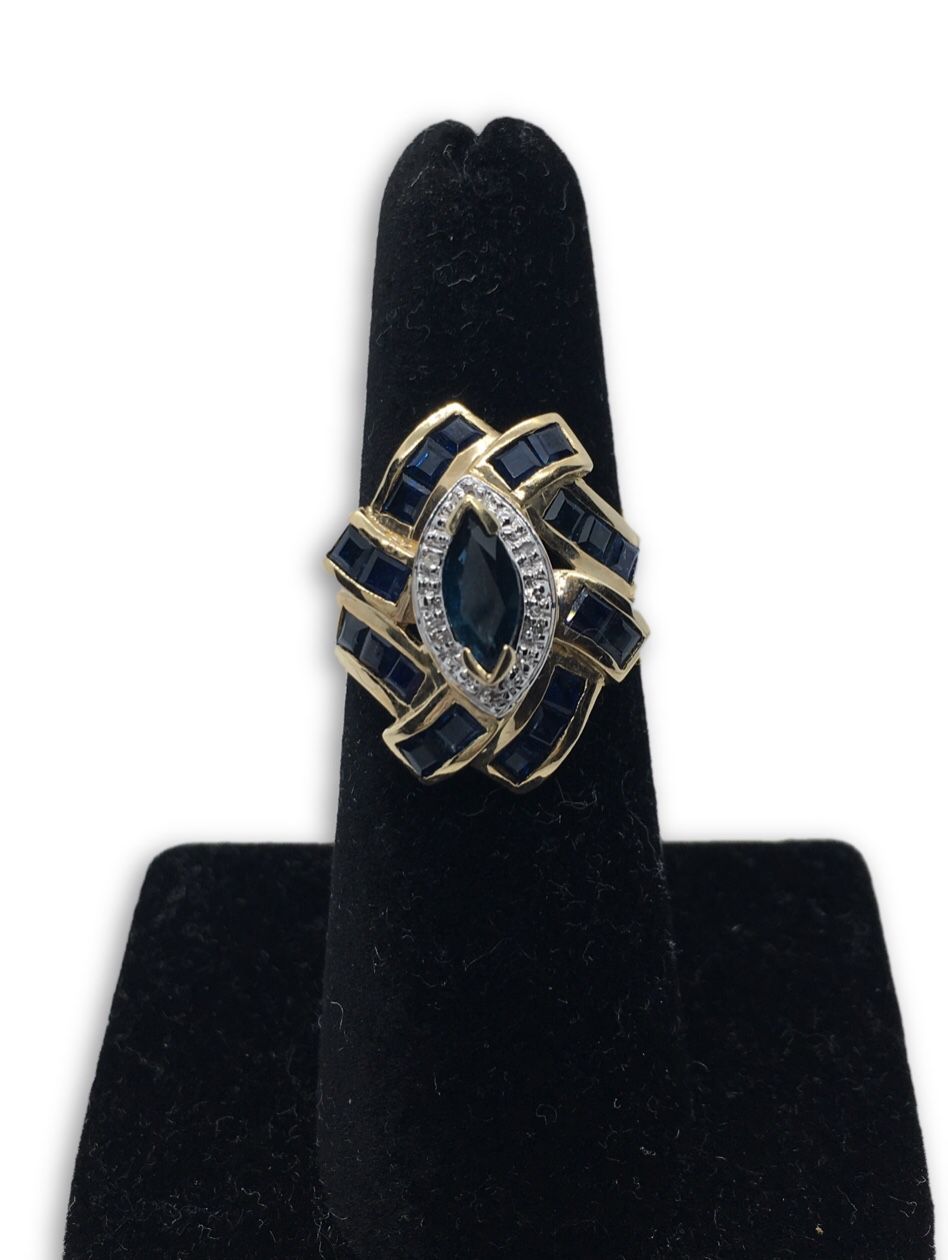 10k Sapphire Ring