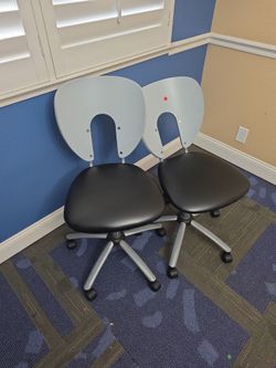 Rolling Chair (2)