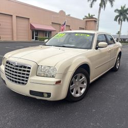 2005 Chrysler 300 Only 92k Miles