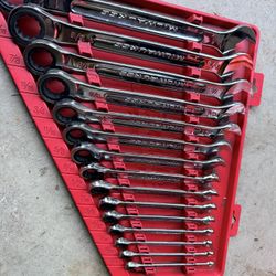 Milwaukee SAE Ratcheting Wrench Set