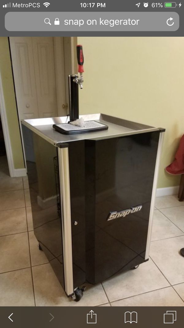 Snap on tools kegerator Black refrigerator for Sale in Redondo Beach