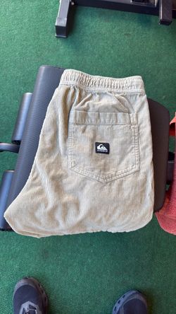 Quicksilver Men’s Corduroy Shorts Light Beige Size MEDIUM NWT Surf Wear