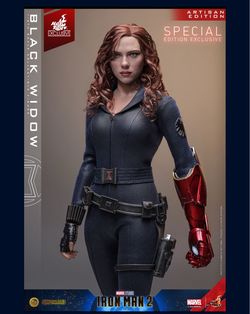 1/6 Hot Toys Black Widow Artisan Edition New & Sealed