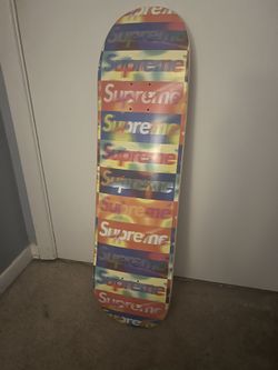 supreme skateboard 