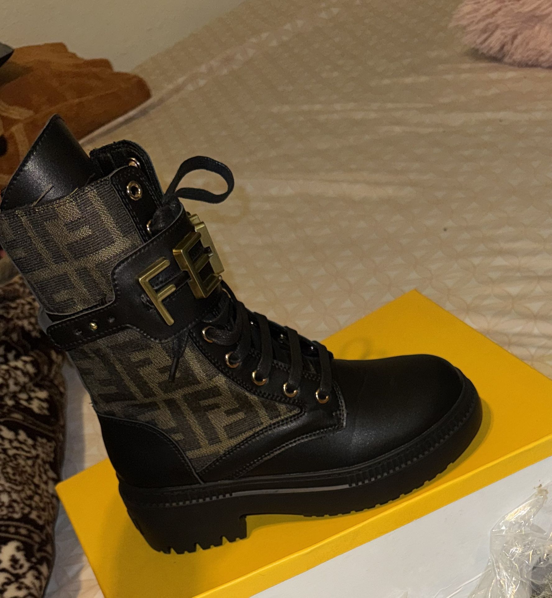 Botas Fendi/Fendi Boots