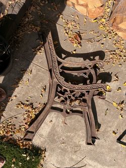 Cast iron bench legs