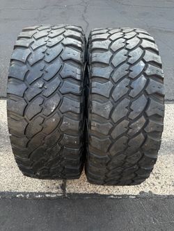 (2) 305/70R18 Pro Comp Xtreme MT2