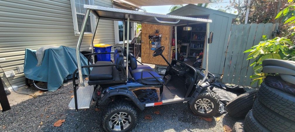 EZGO GOLFCART- 48 Volt
