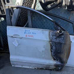 2013 - 2018 Acura RDX Front Door Passenger Side White