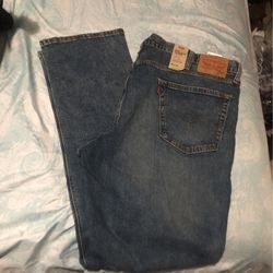 Levis 42x34 New $30