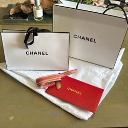 Chanel Gift Wrap Set 